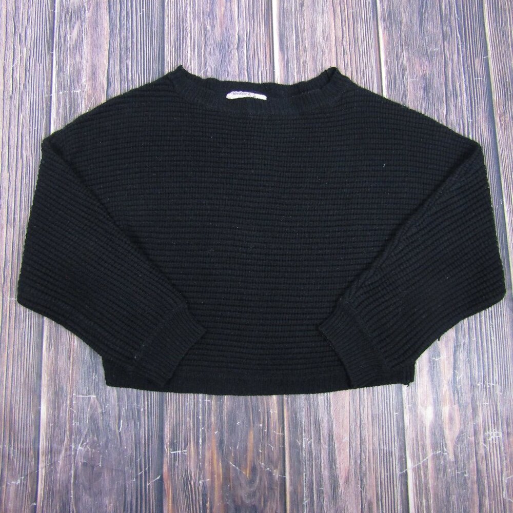 Harlow & Rose Black Waffle Knit Cropped Sweater‎ Button Back Size L
